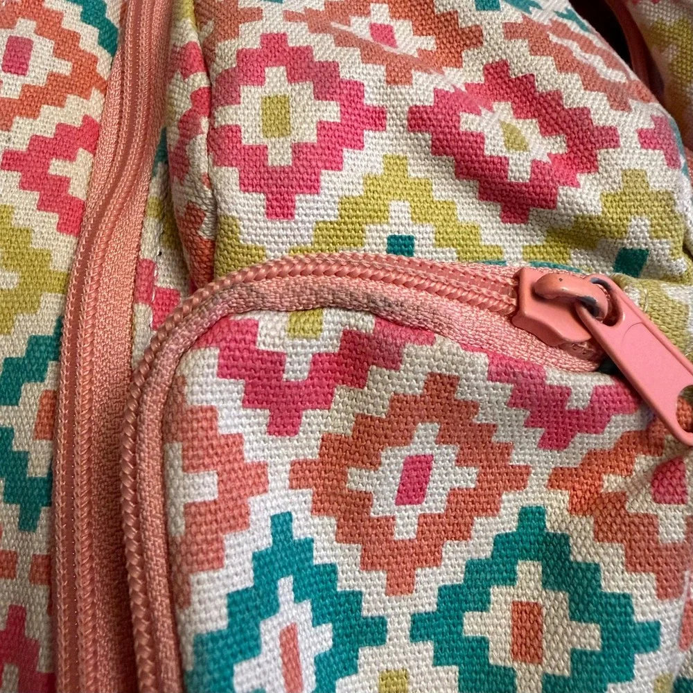 KAVU Rope Bag Sling Backpack Pink Yellow Teal Geometric Diamond Crossbody Bag